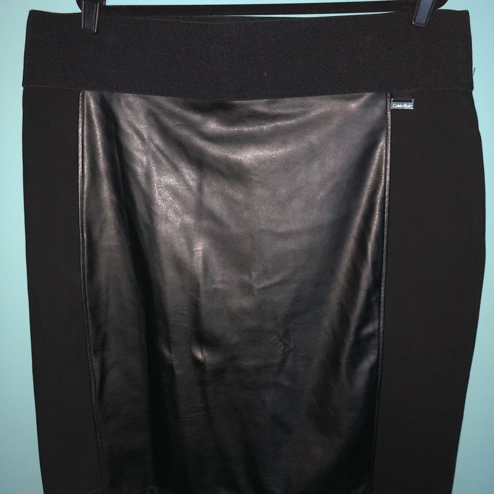 Calvin Klein Faux Leather Knit Pencil Skirt 2X